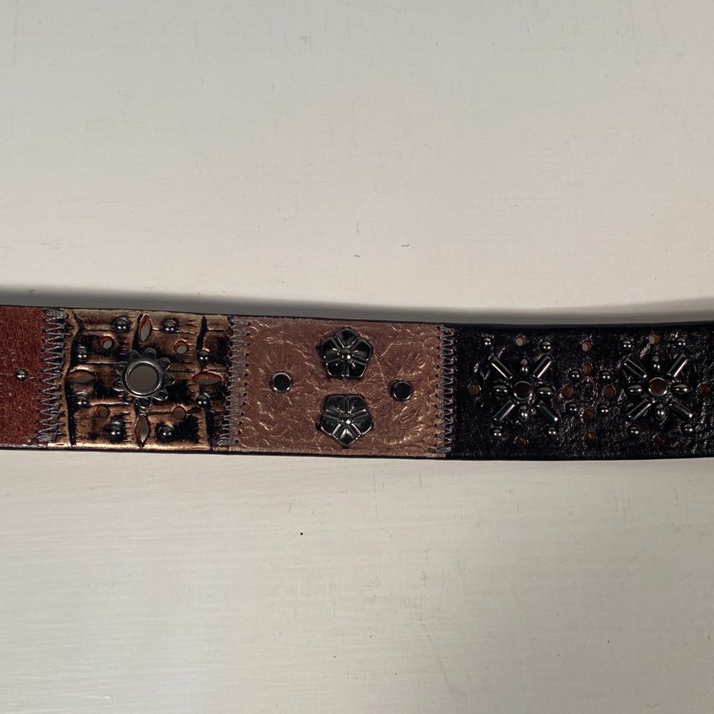 Fossil Multi-Color Leather Stud Accent Belt Women Size S - Picture 3 of 7